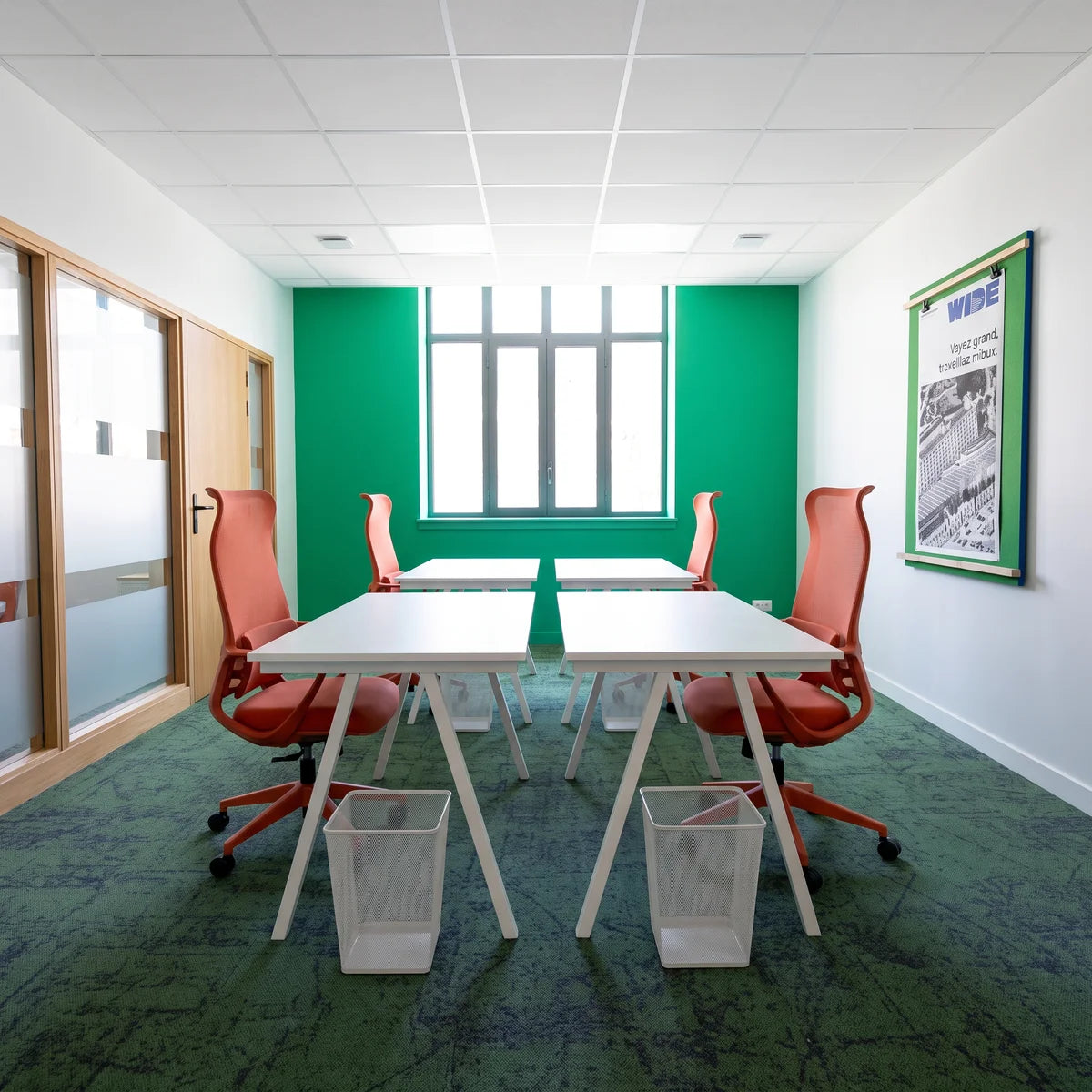 Bureau privatif 4 postes WIDE Andrézieux-Bouthéon, photo non contractuelle