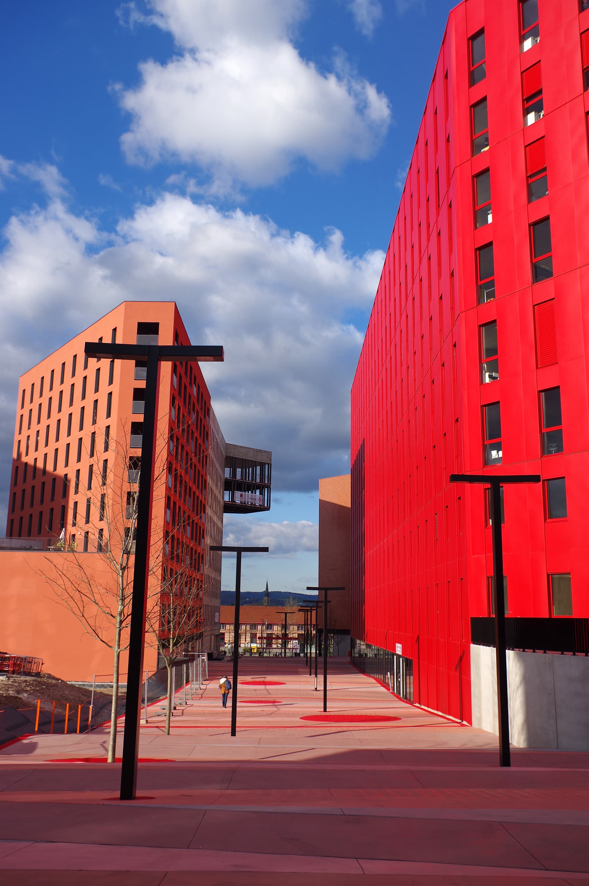 Immeubles contemporains du quartier Châteaucreux à Saint-Étienne – WIDE