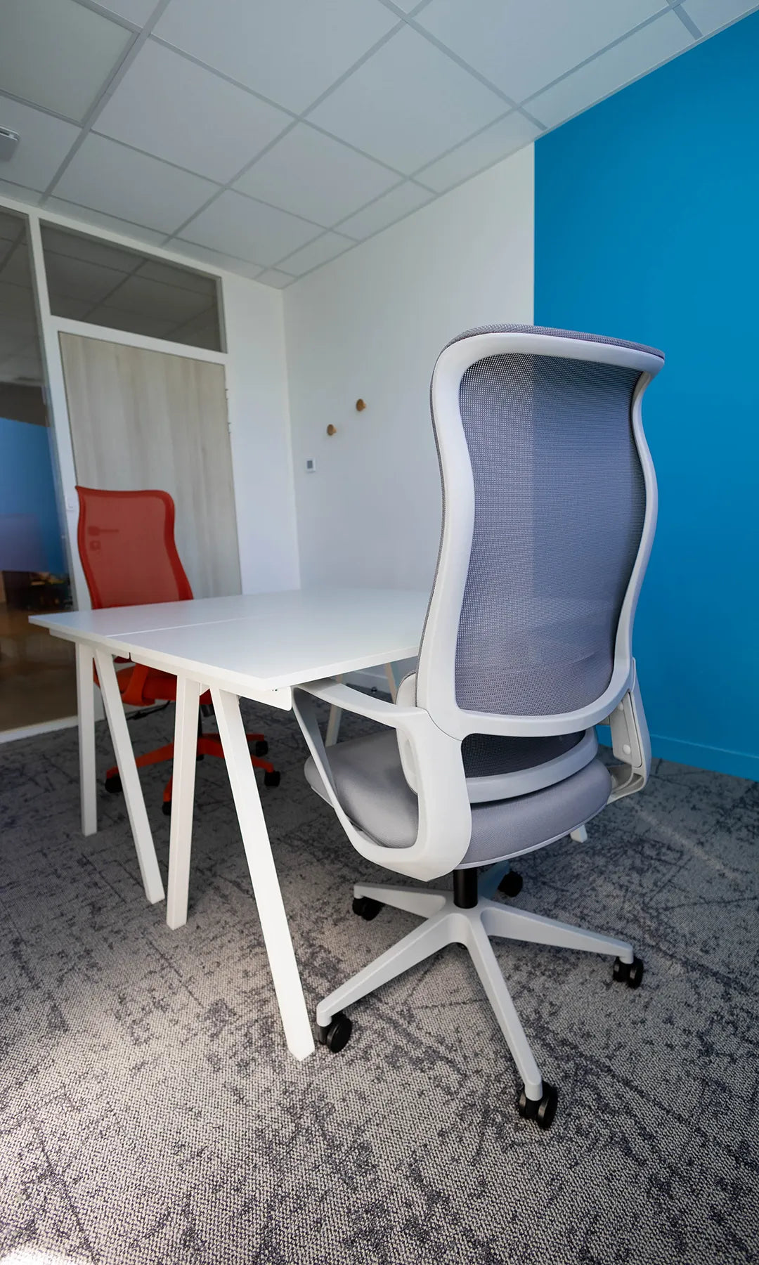 Bureau privatif 2 postes WIDE Fauriel à Saint-Étienne avec fauteuils ergonomiques